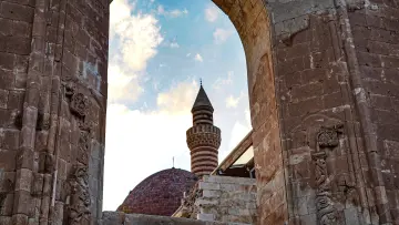 Ağrı'da Tarihi Mekanların iç ve dış çekimleri ve  uzaktan çekimler
