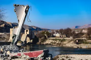 Batman'da bulunan 12 bin yıllık antik kent Hasankeyf Sular Altında Bırakılıyor, Ilısu Barajı'nın su tutmasıyla 2026 yılının sonlarında ayında büyük ölçüde sular altında kalmıştır.