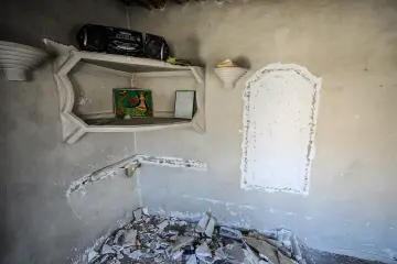 Batman'da bulunan 12 bin yıllık antik kent Hasankeyf Sular Altında Bırakılıyor, Ilısu Barajı'nın su tutmasıyla 2026 yılının sonlarında ayında büyük ölçüde sular altında kalmıştır.