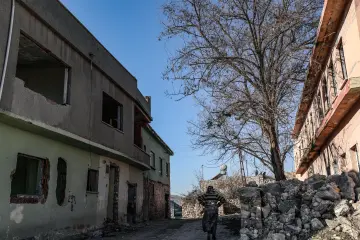 Batman'da bulunan 12 bin yıllık antik kent Hasankeyf Sular Altında Bırakılıyor, Ilısu Barajı'nın su tutmasıyla 2026 yılının sonlarında ayında büyük ölçüde sular altında kalmıştır.