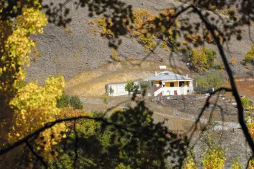 Dersim Pülümür sonbahar manzarası ve dağ evi