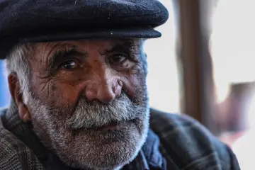Dêrsim'de yaşlı insan portreleri