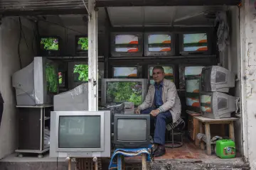Diyarbakır eski televizyon dükkânı, elektronik esnafı, CRT televizyonlar, eski teknoloji