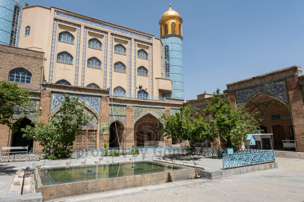 Kum Fatıma Masume Türbesi, İran, çini süslemeli cami, İslam mimarisi