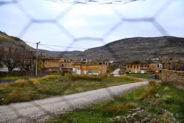 Mardin Savur taş evler, dağlık köy ve tarihi yerleşim manzarası
