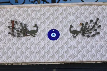 Şengal (Sincar), Özellikle 2014 yılında yaşanan IŞİD trajedisi, Êzîdî toplumu için yalnızca coğrafi bir bölge değil, tarih boyunca inançlarını korudukları, fermanlara karşı direndikleri ve en kutsal değerlerini barındırdıkları manevi bir kaledir.