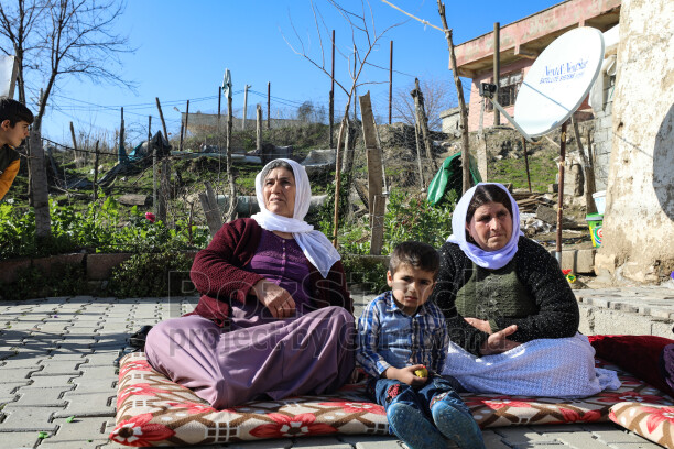 Şengal (Sincar), Özellikle 2014 yılında yaşanan IŞİD trajedisi, Êzîdî toplumu için yalnızca coğrafi bir bölge değil, tarih boyunca inançlarını korudukları, fermanlara karşı direndikleri ve en kutsal değerlerini barındırdıkları manevi bir kaledir.