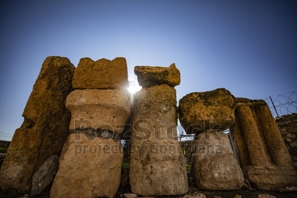 Zaz Köyü, İzbırak, Midyat, Mardin, Mor Dimet Kilisesi, Süryani kilisesi, tarihi kilise, tarihi yapı, taş duvar, taş yapı, taş
