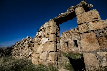Zaz Köyü eski taş yapı ve tarihi mimari kalıntıları